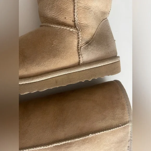 Classic Tall Uggs - Picture 6 of 11